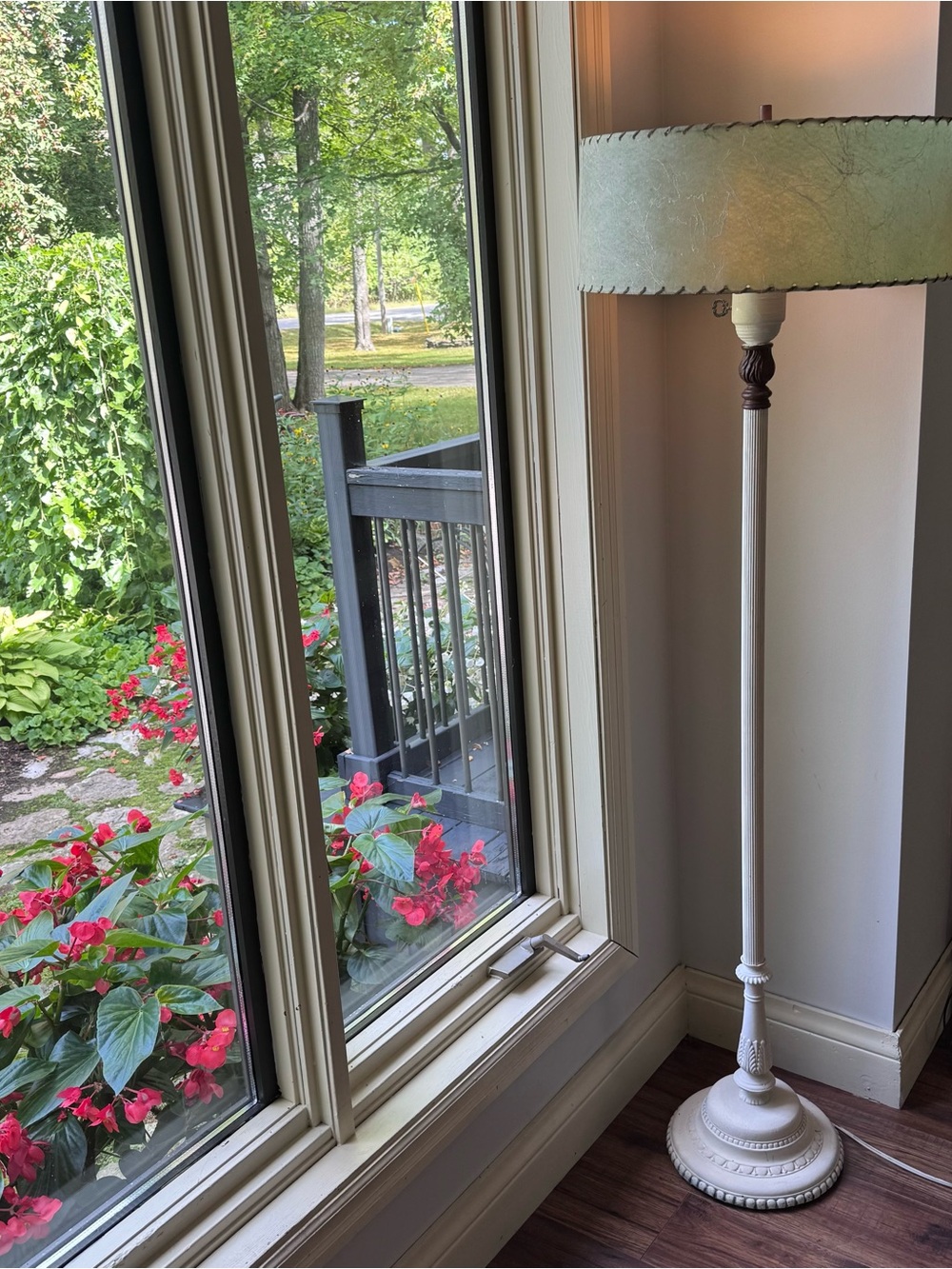 Cream Floor Lamp with Pale Green Shade - Elegant Corner Lantern Accent